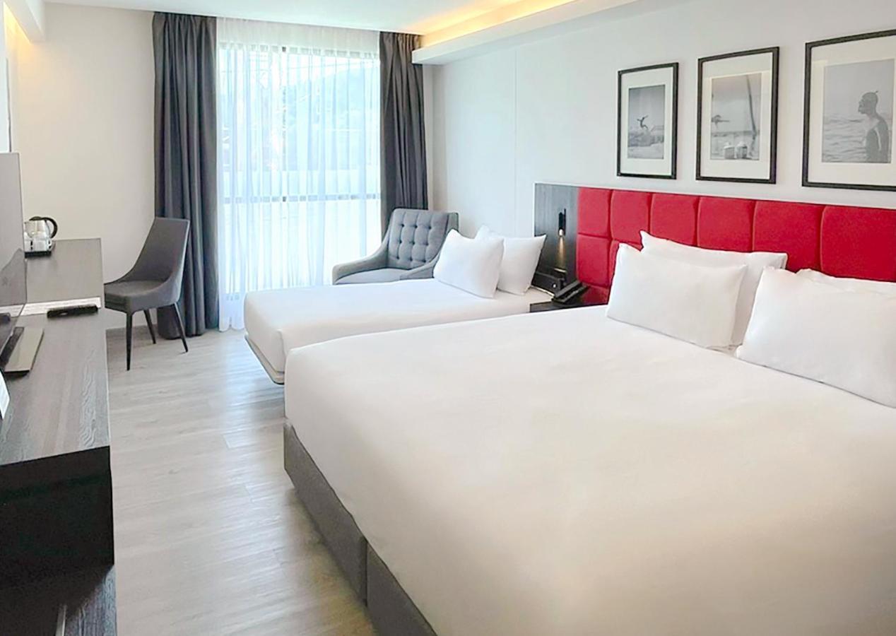 Travelodge Phuket Town Bagian luar foto