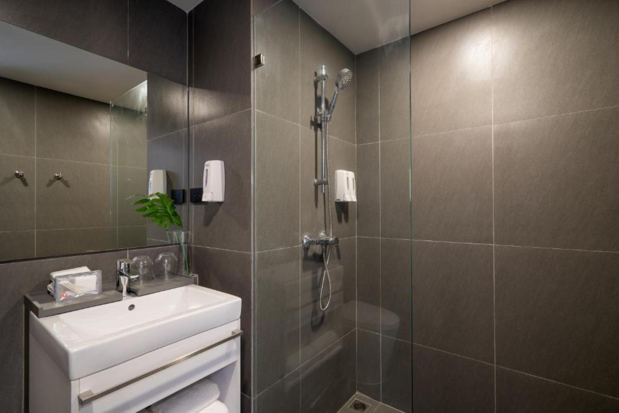 Travelodge Phuket Town Bagian luar foto
