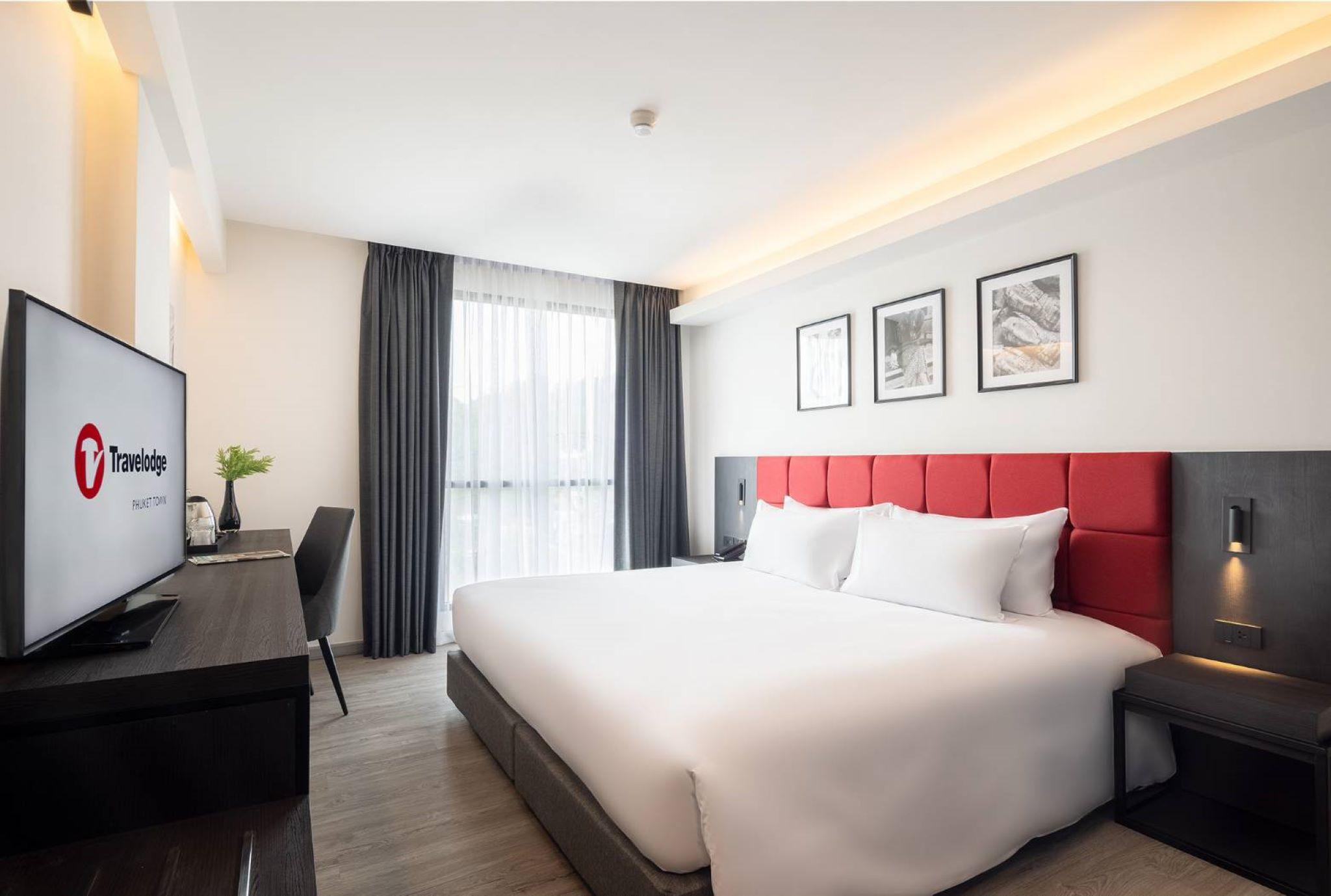 Travelodge Phuket Town Bagian luar foto