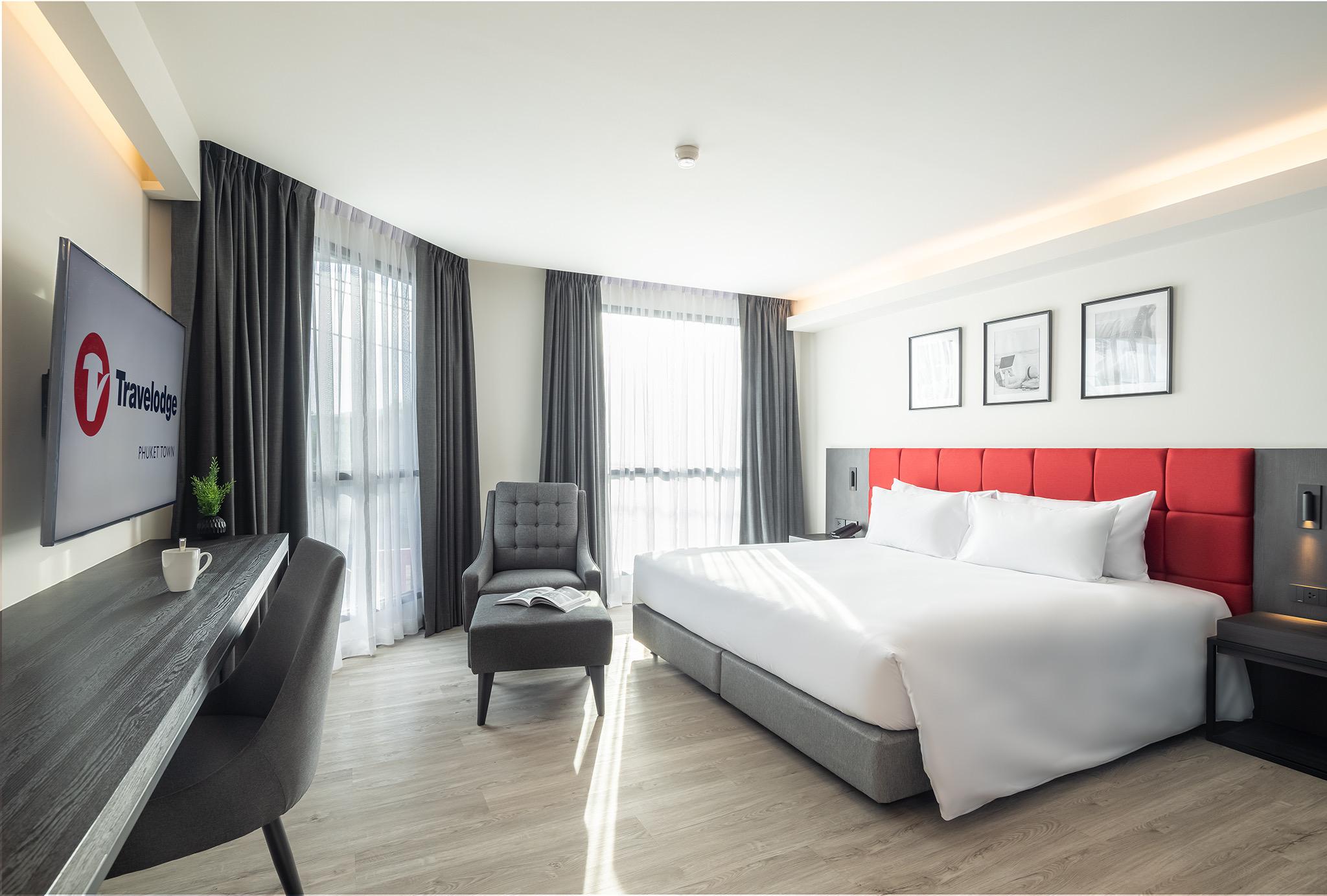 Travelodge Phuket Town Bagian luar foto