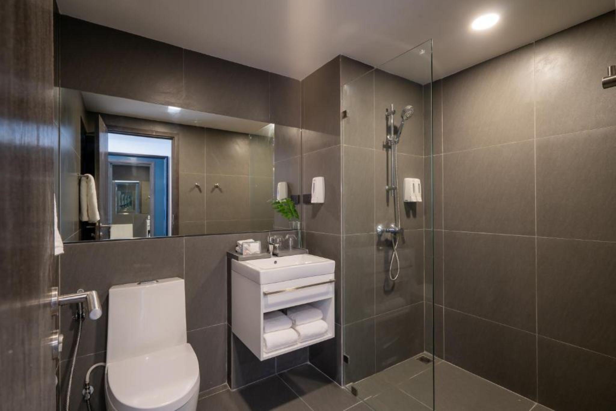 Travelodge Phuket Town Bagian luar foto