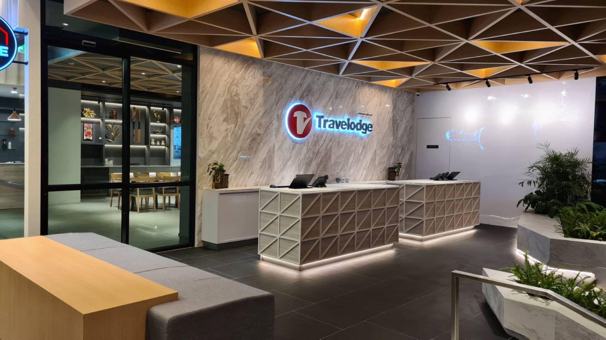 Travelodge Phuket Town Bagian luar foto