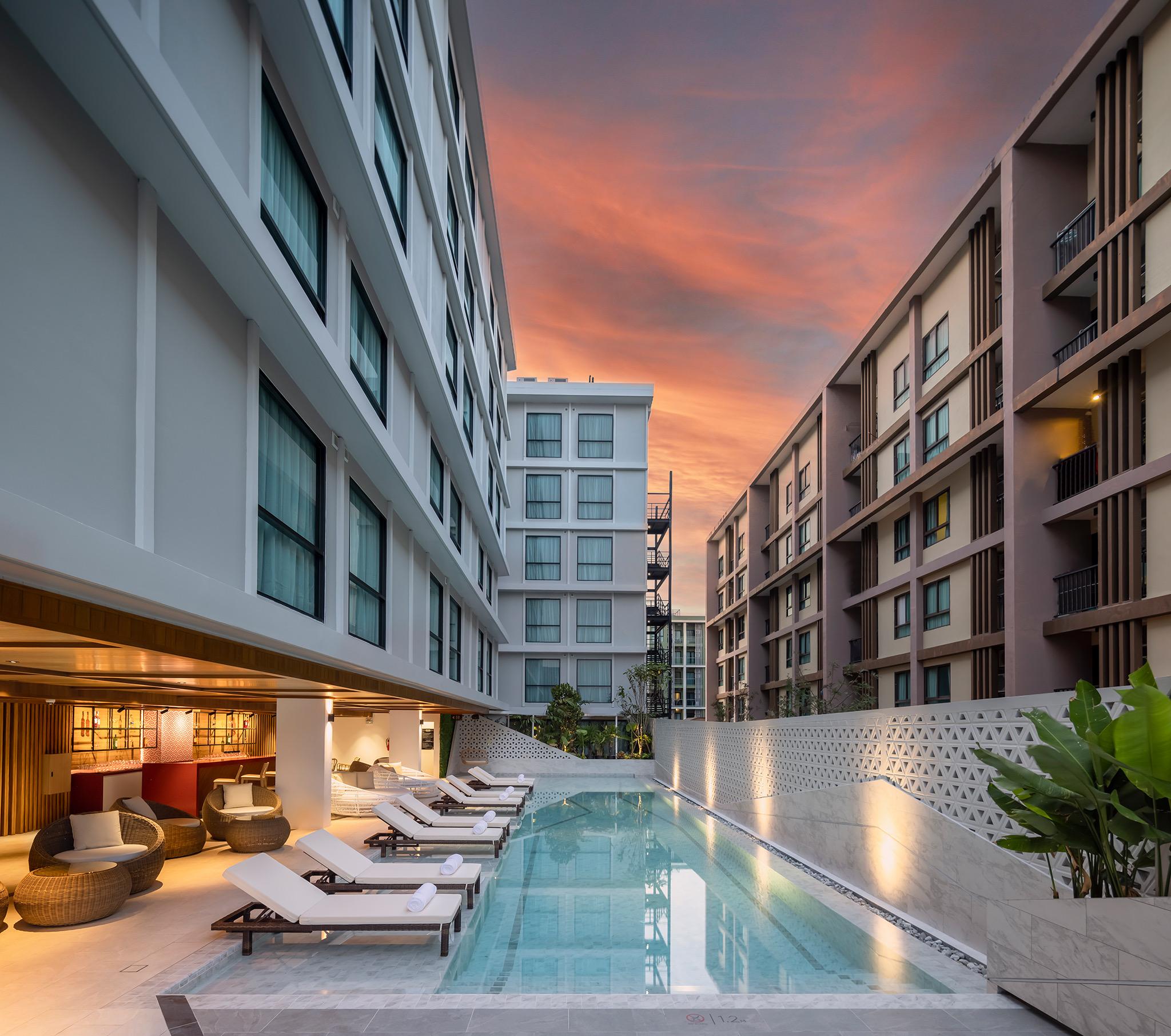 Travelodge Phuket Town Bagian luar foto