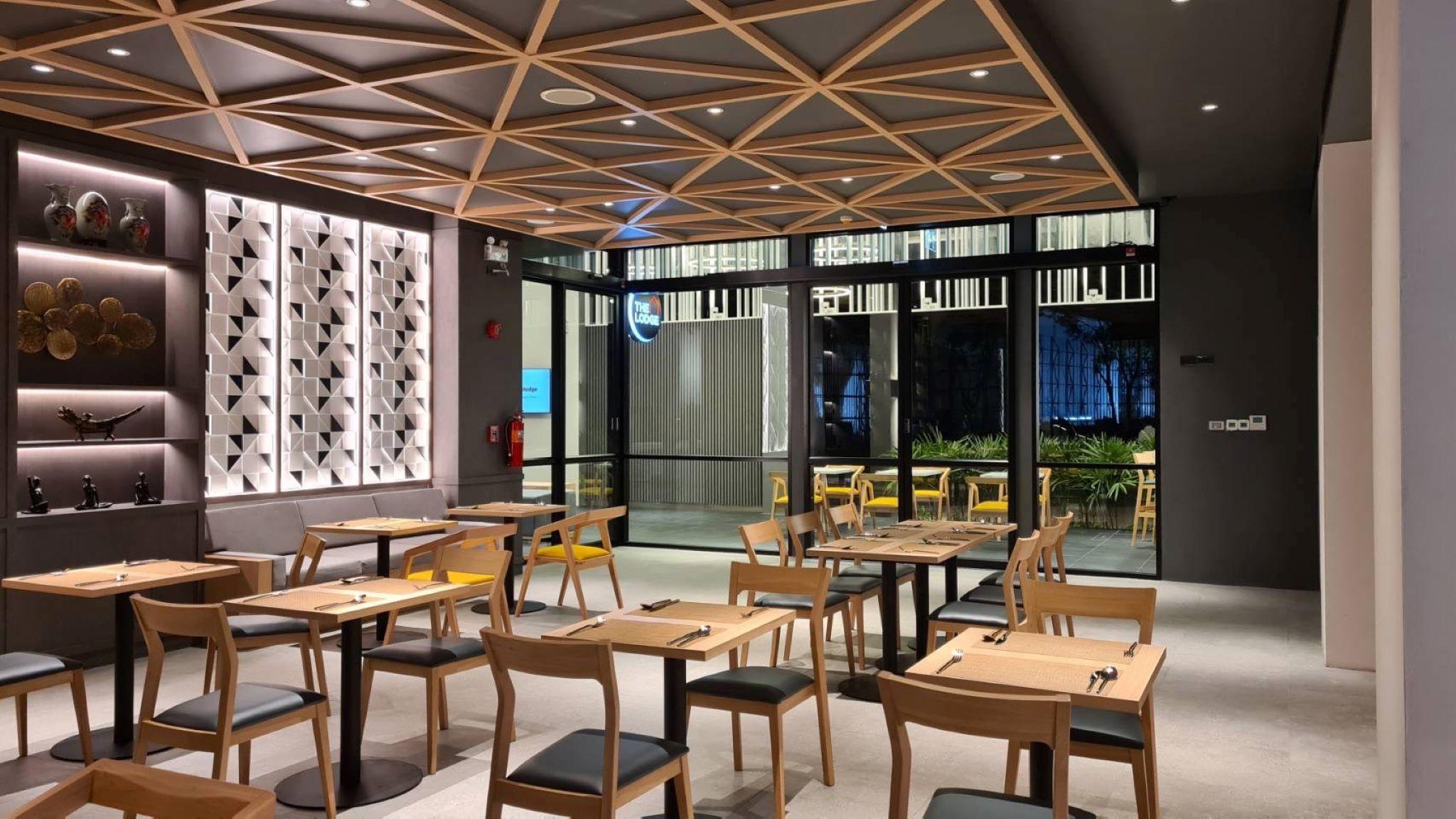 Travelodge Phuket Town Bagian luar foto