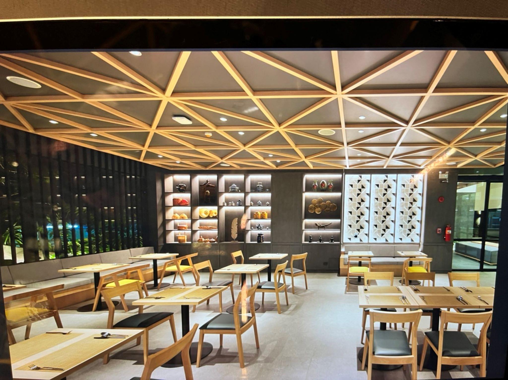 Travelodge Phuket Town Bagian luar foto